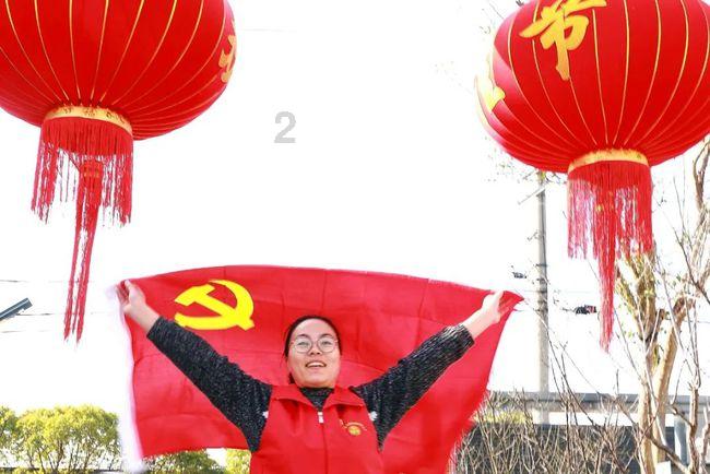 时尚拼接牛仔裤